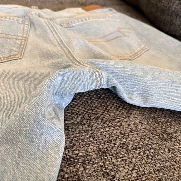SOLD🧾🍒 SIZE 4 AMERICAN EAGLE MOM JEANS - Picture 6 of 15